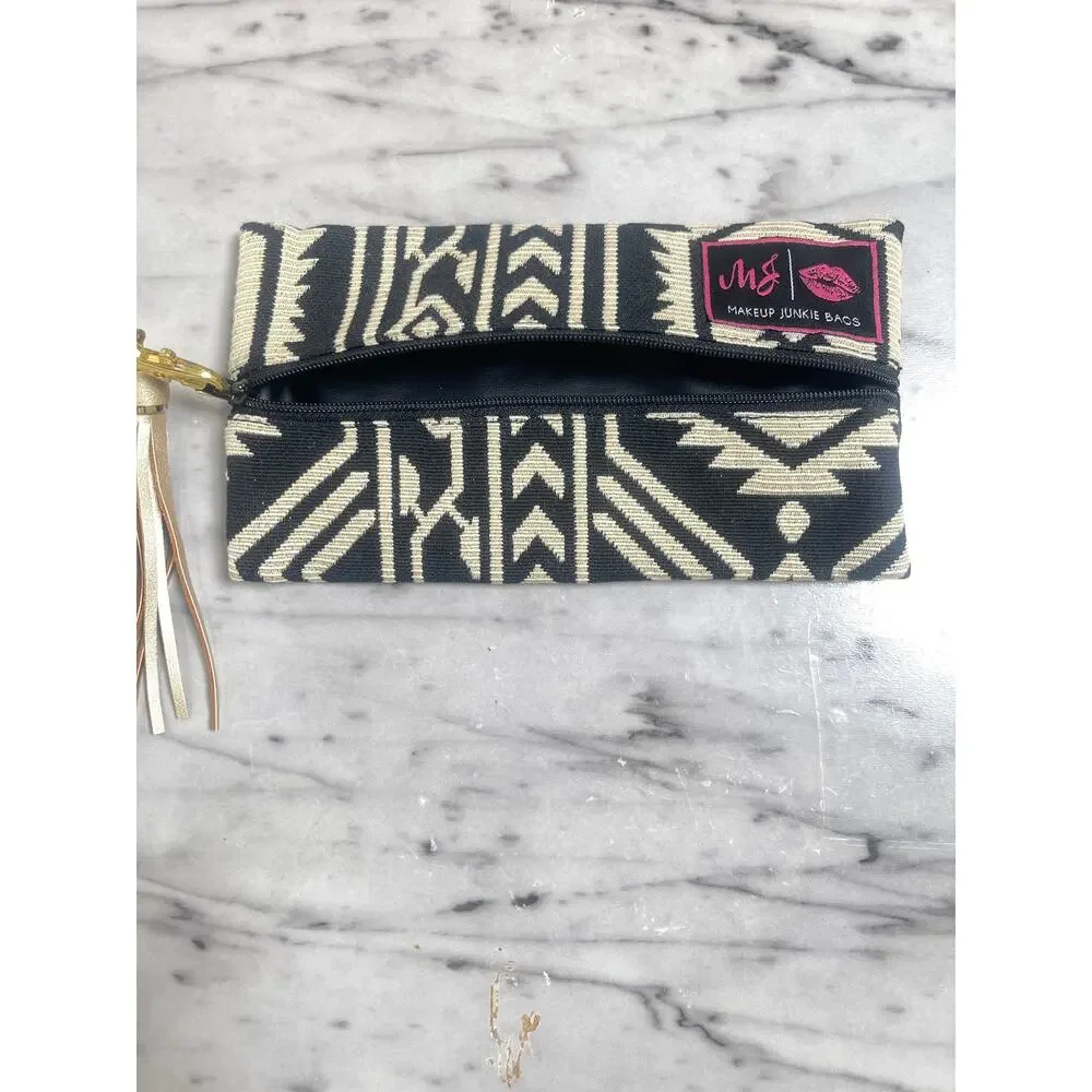 Makeup Junkie Bags Black Beige Aztec Print Lay-Flat Cosmetic Bag Pouch Size Mini